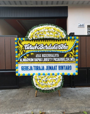 Papan Bunga Duka di Muaragembong